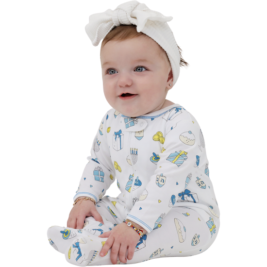 Load image into Gallery viewer, Baby Noomie Happy Hannukah Zipper Footie
